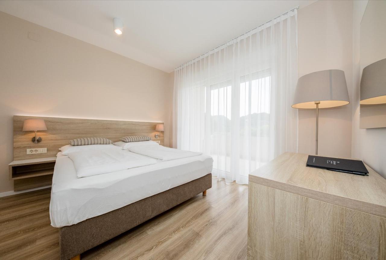B&B Vila Sabbia โลปาร์ ภายนอก รูปภาพ
