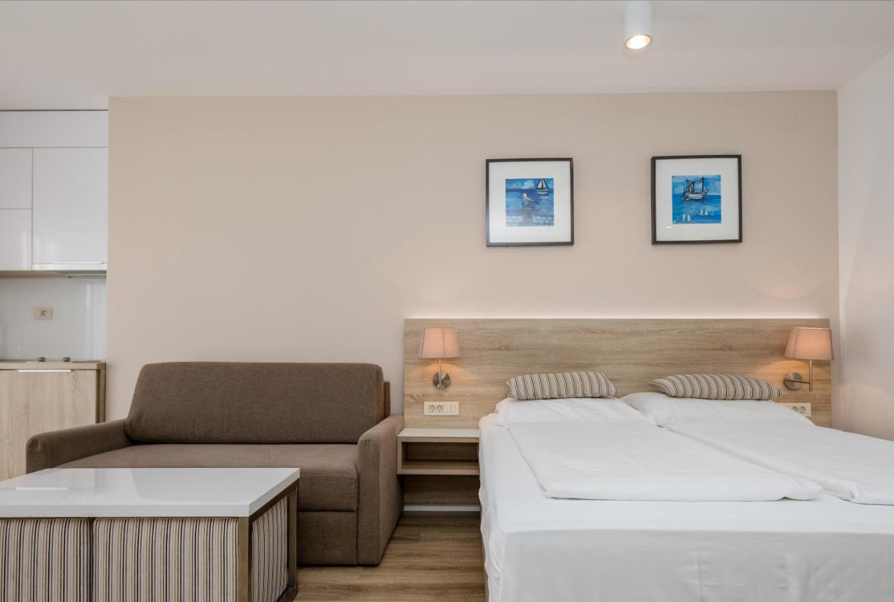 B&B Vila Sabbia โลปาร์ ภายนอก รูปภาพ