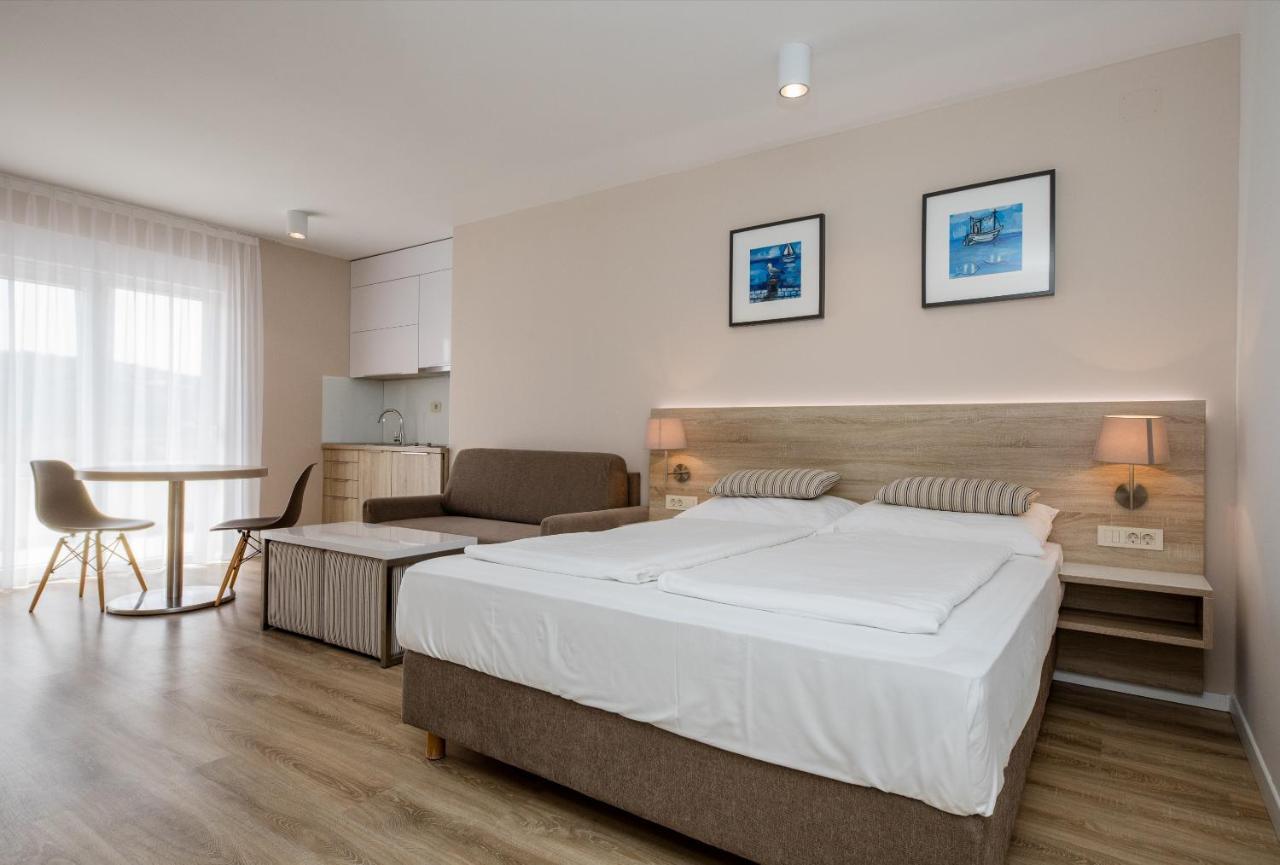 B&B Vila Sabbia โลปาร์ ภายนอก รูปภาพ