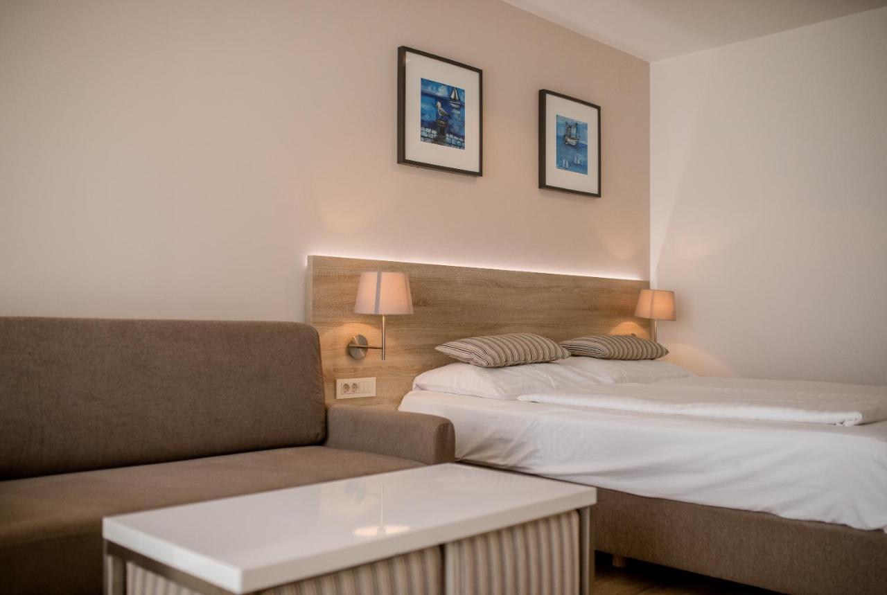 B&B Vila Sabbia โลปาร์ ภายนอก รูปภาพ