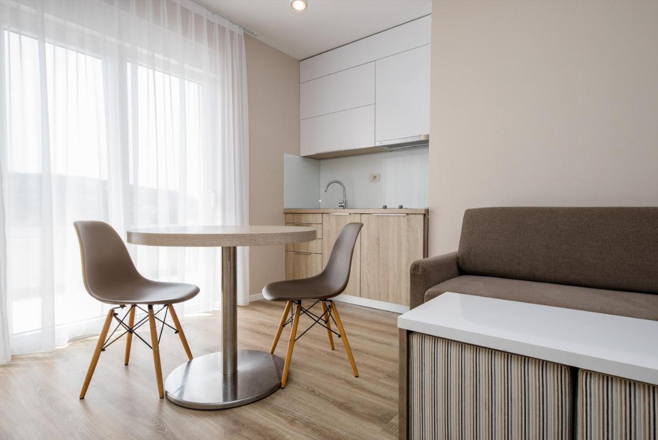 B&B Vila Sabbia โลปาร์ ภายนอก รูปภาพ